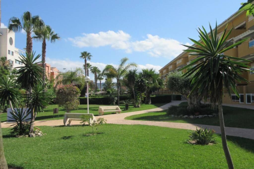 Brisas De Denia, Beach&Town 外观 照片