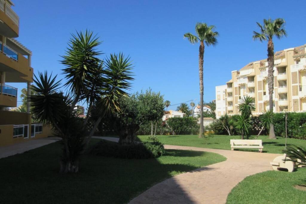 Brisas De Denia, Beach&Town 外观 照片